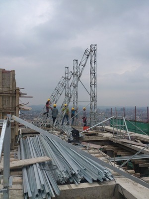 廣州市旺角廣告 專業高空安裝工程服務，優質價格與可靠廠家合作